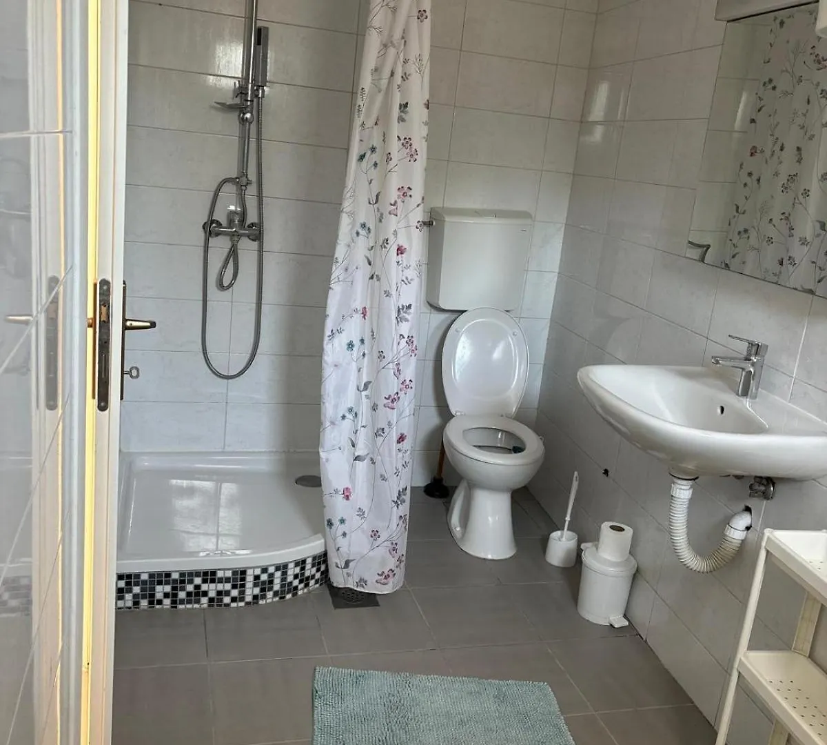 Hotel Small House Biograd Na Moru 0*,