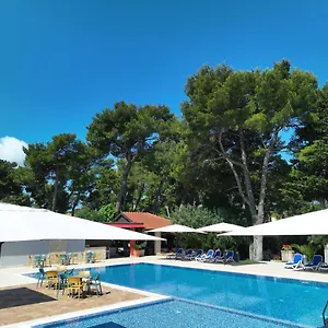 Отель Mediterranean Village San Antonio, Биоград-на-Мору